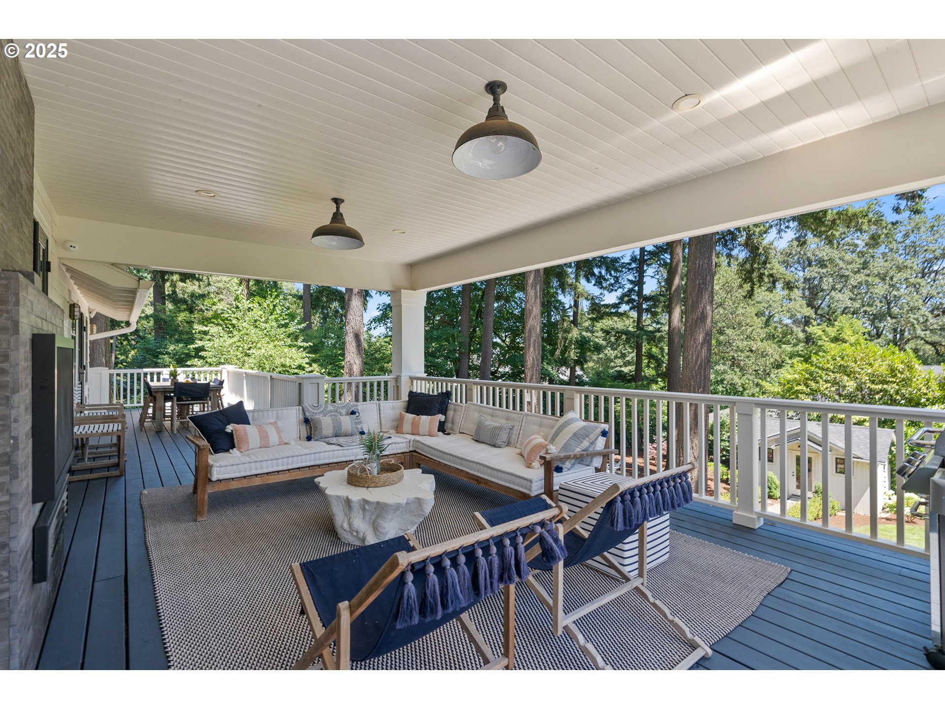 2008 South Military Road Portland, OR 97219 - Photo 14 of 48 Gallery Image 14