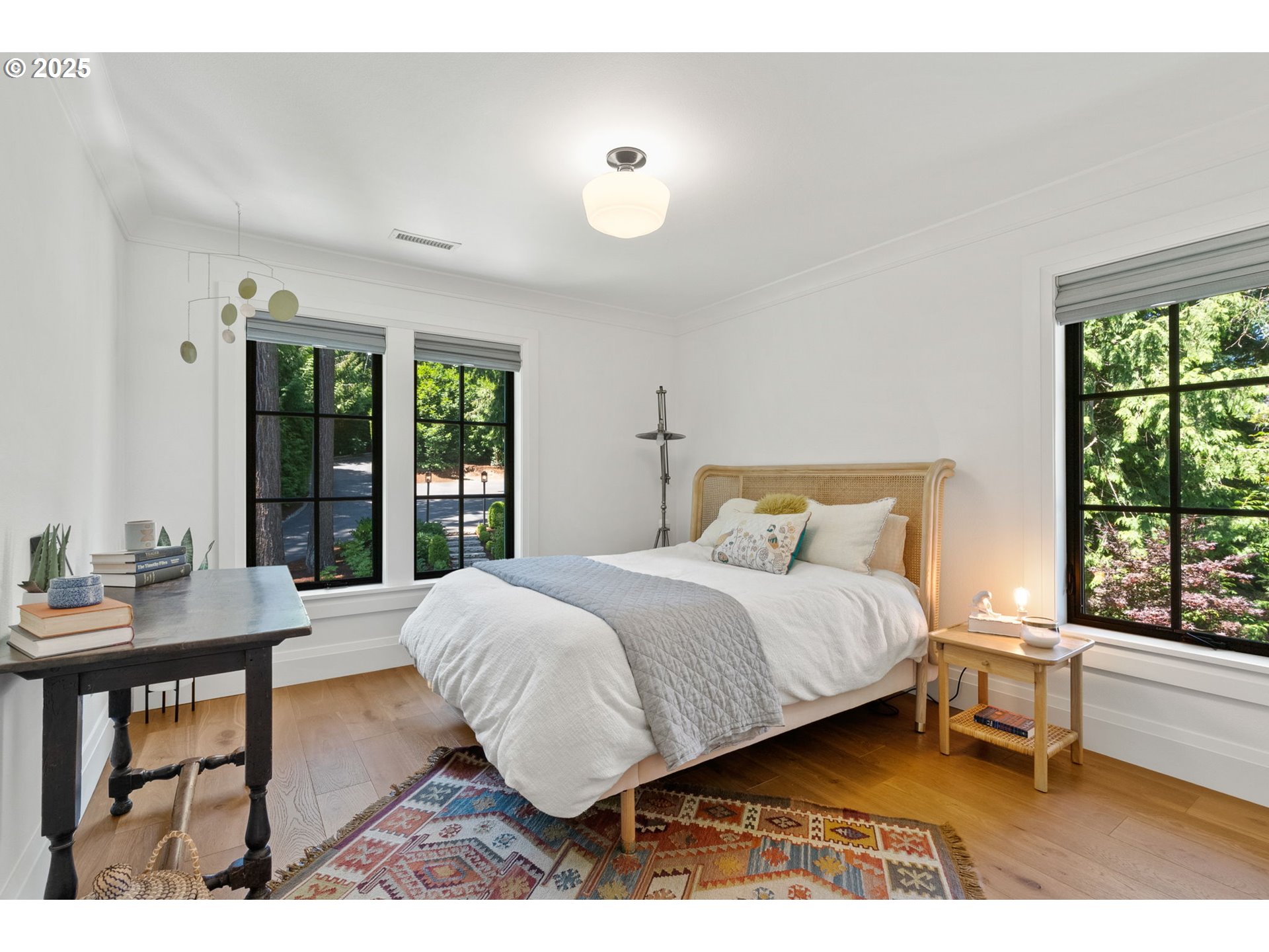 2008 South Military Road Portland, OR 97219 - Photo 29 of 48 Gallery Image 29
