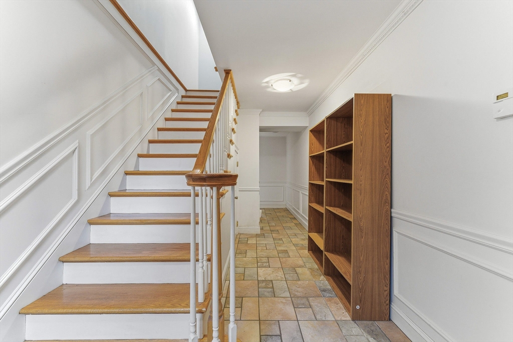 485 East 3rd Street Boston, MA 02127 - Photo 3 of 23