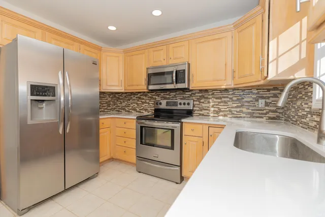 $418,950 | 3466 Eastbrooke Court, Newburgh, IN 47630