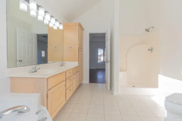 $418,950 | 3466 Eastbrooke Court, Newburgh, IN 47630