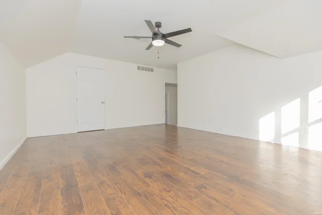 $418,950 | 3466 Eastbrooke Court, Newburgh, IN 47630