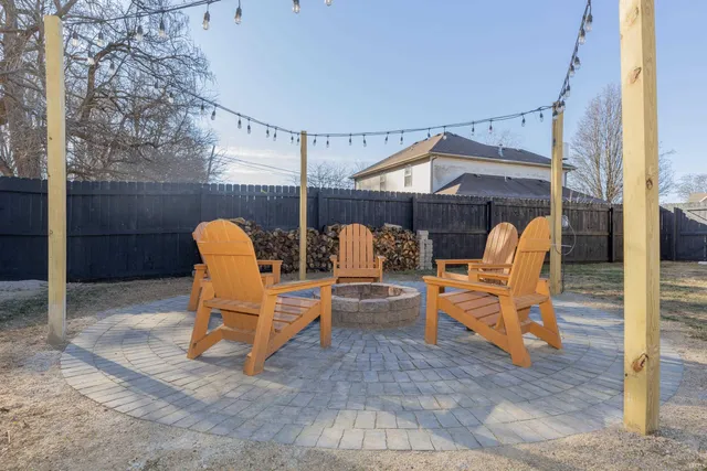 $418,950 | 3466 Eastbrooke Court, Newburgh, IN 47630