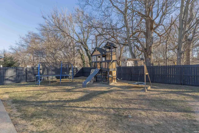 $418,950 | 3466 Eastbrooke Court, Newburgh, IN 47630