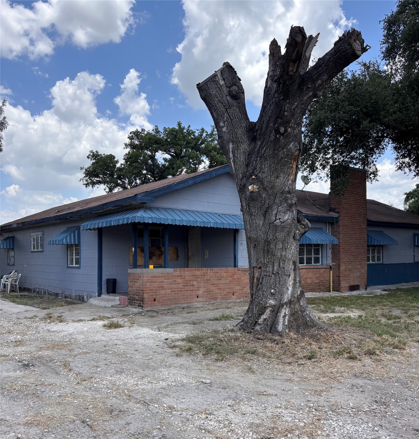 7805 Almeda Genoa Road Houston, TX 77075 - Photo 1 of 10 Gallery Image 1