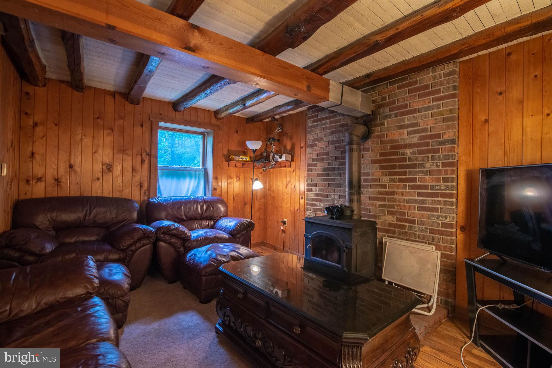 57 Mathews Road Delta, PA 17314 - Photo 5 of 28 Gallery Image 5