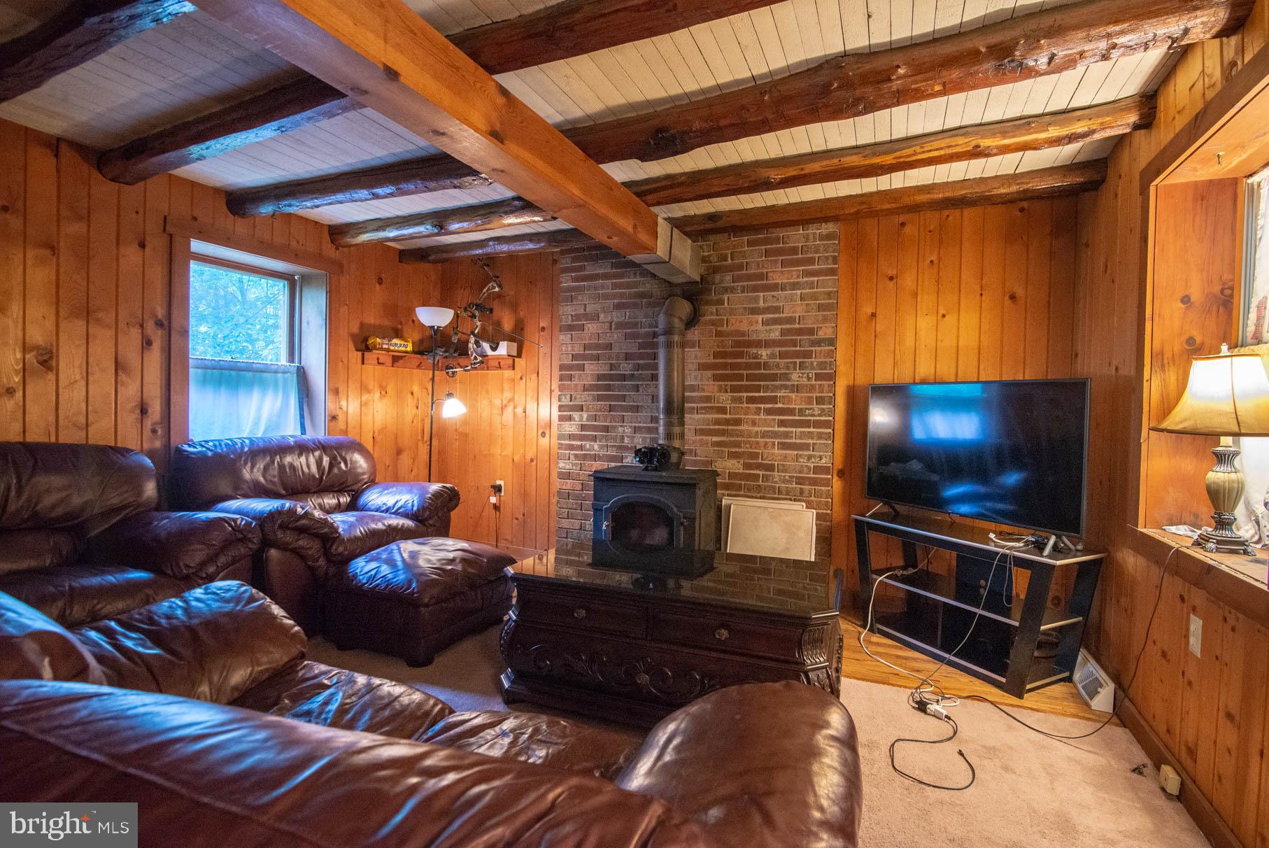57 Mathews Road Delta, PA 17314 - Photo 6 of 28 Gallery Image 6