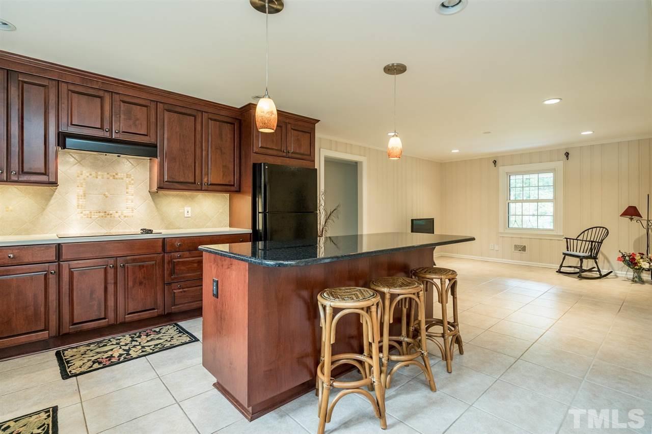 4217 Boxwood Road Raleigh, NC 27612 - Photo 12 of 26