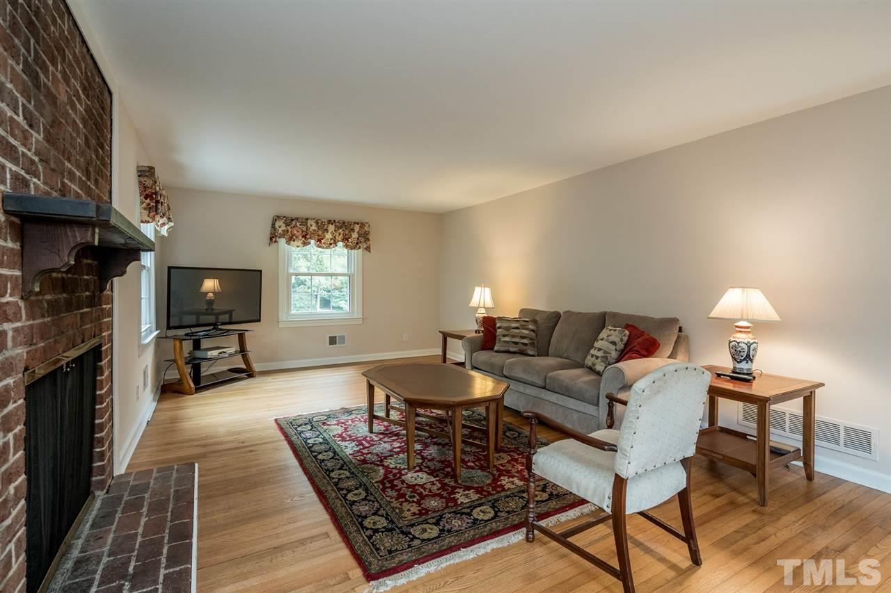4217 Boxwood Road Raleigh, NC 27612 - Photo 5 of 26