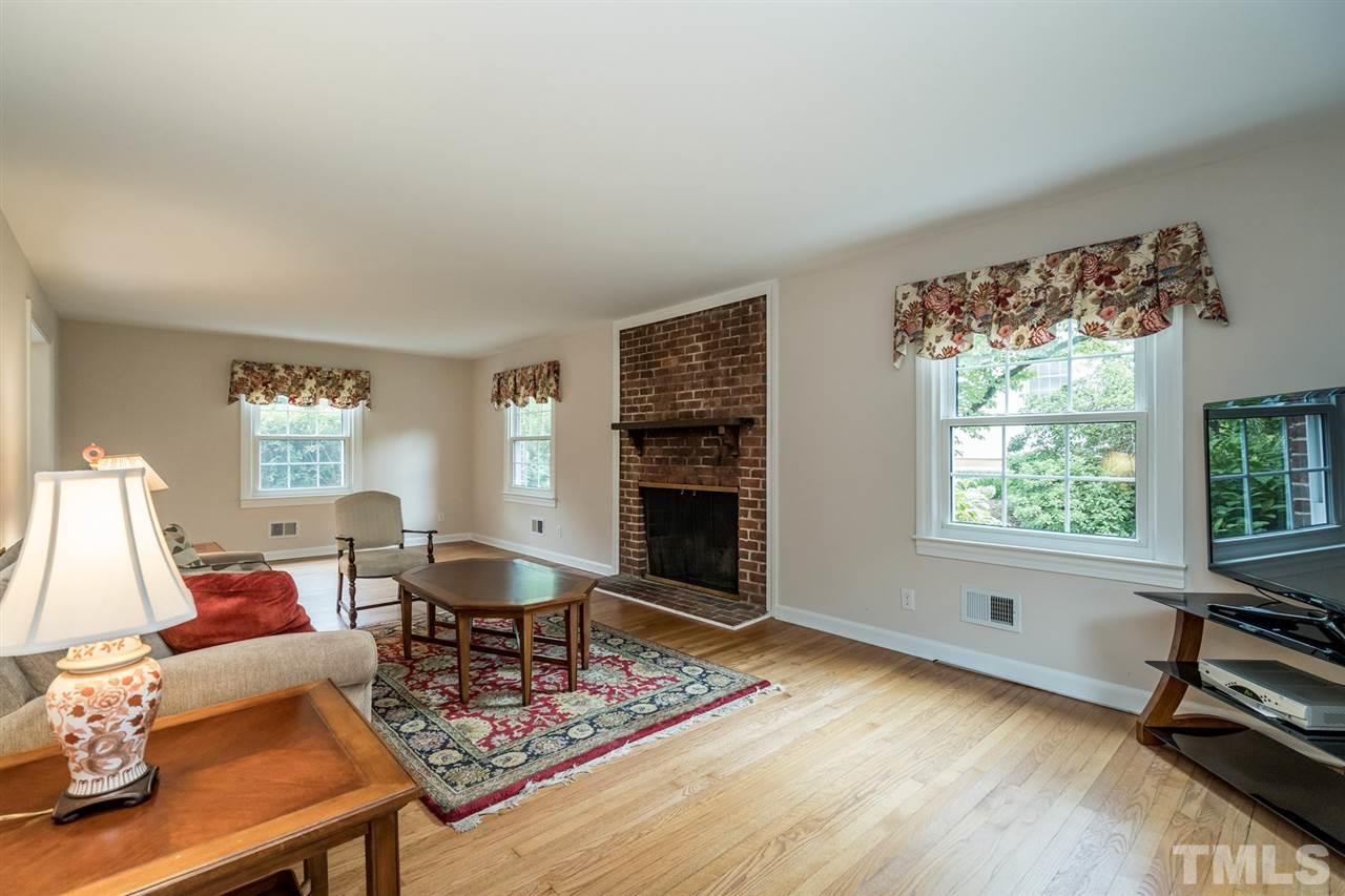4217 Boxwood Road Raleigh, NC 27612 - Photo 6 of 26