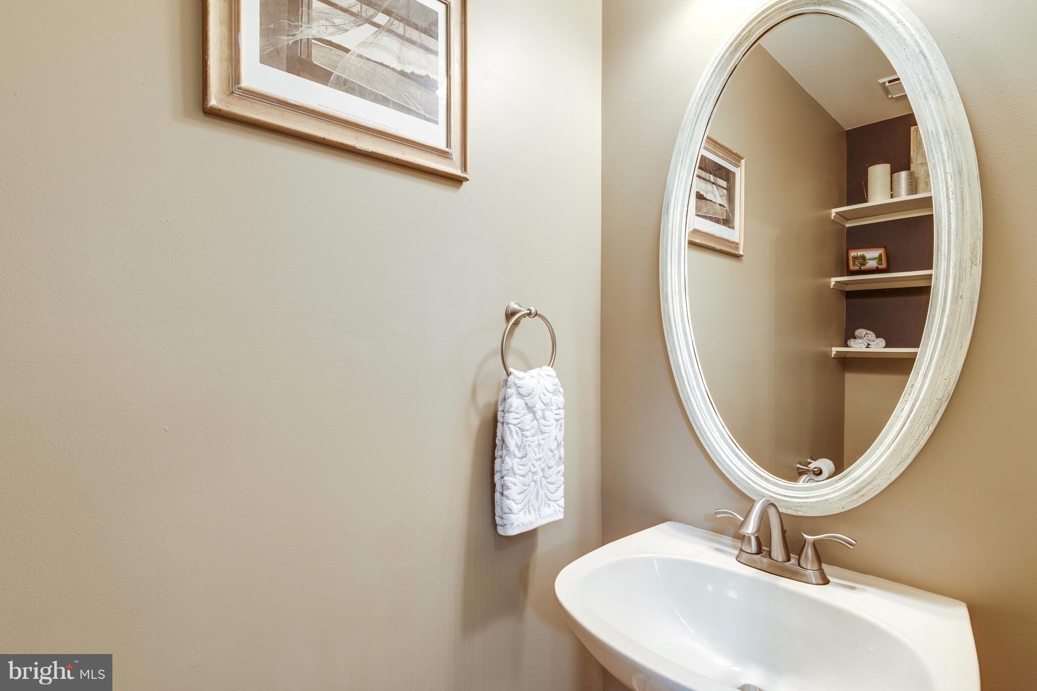 1363 Heritage Oak Way Reston, VA 20194 - Photo 14 of 30 Convenient main level powder room