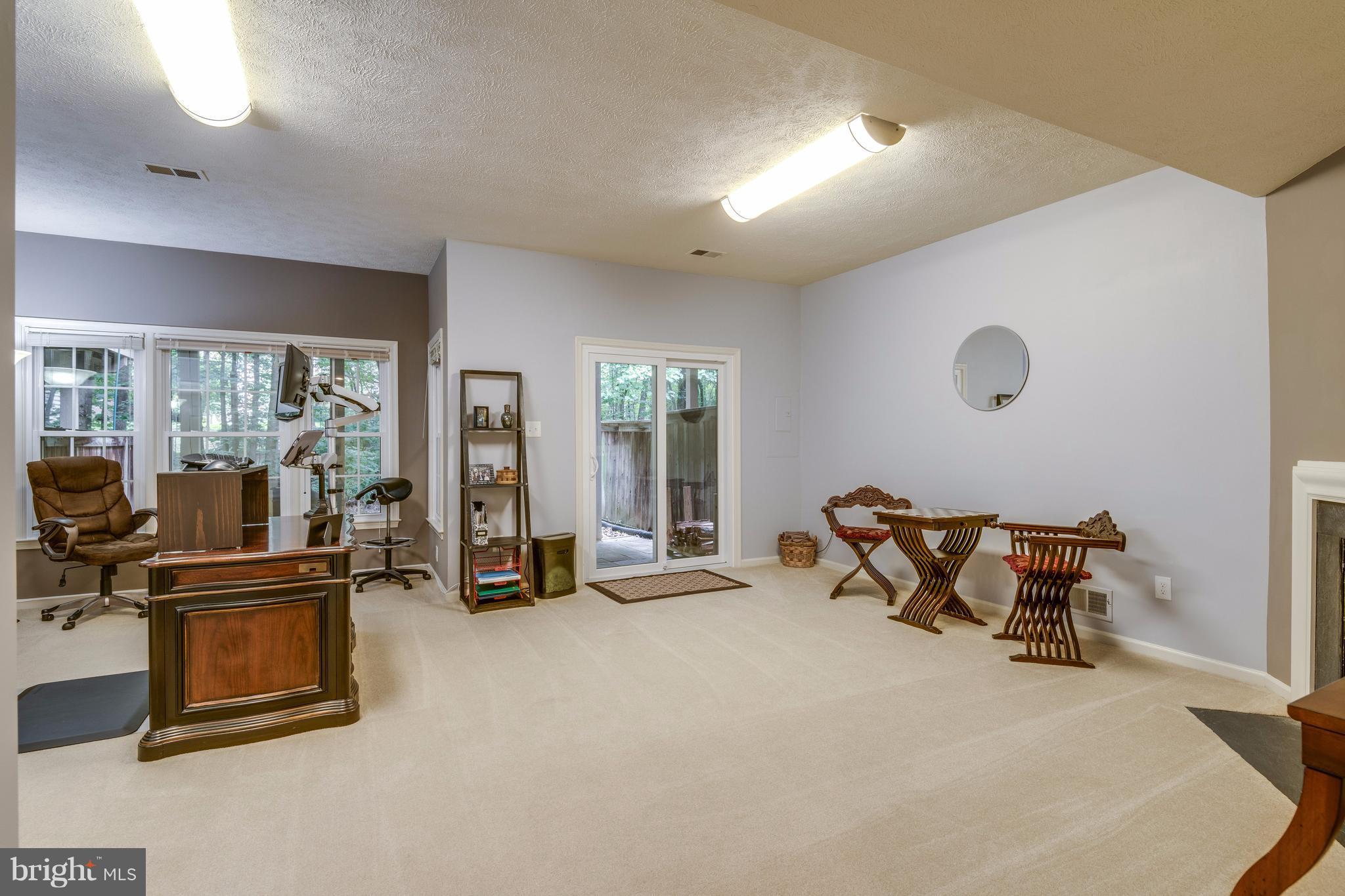 1363 Heritage Oak Way Reston, VA 20194 - Photo 22 of 30 Lower level bumpout with full wall of windows