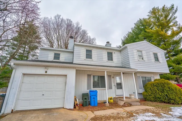 $590,000 | 5302 Williamsburg Way, Fitchburg, WI 53719