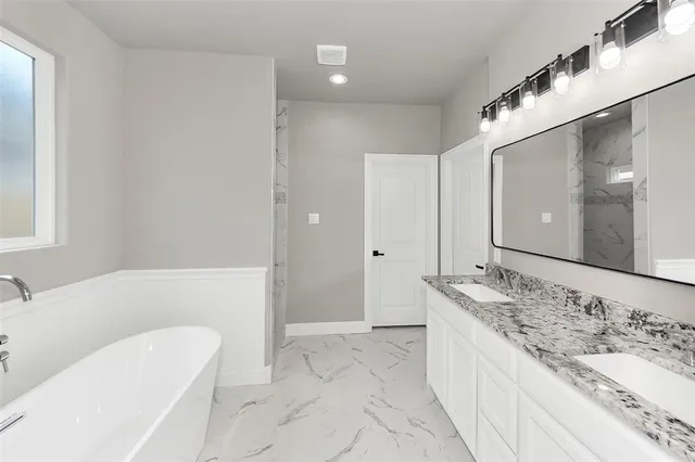 $445,000 | 404 Betchan Drive, Lake Dallas, TX 75065