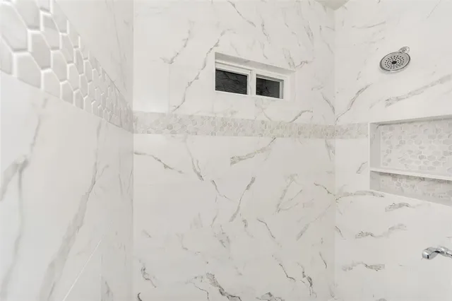 $445,000 | 404 Betchan Drive, Lake Dallas, TX 75065