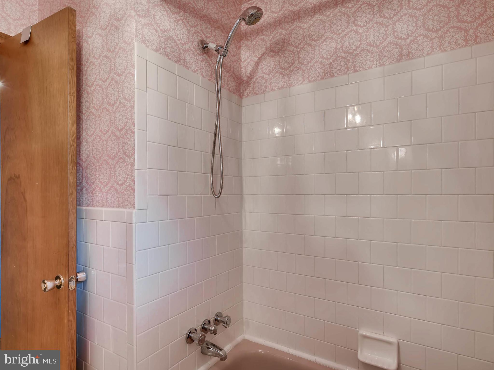 2626 Pleasantville Road Fallston, MD 21047 - Photo 15 of 29 a bathroom with a shower