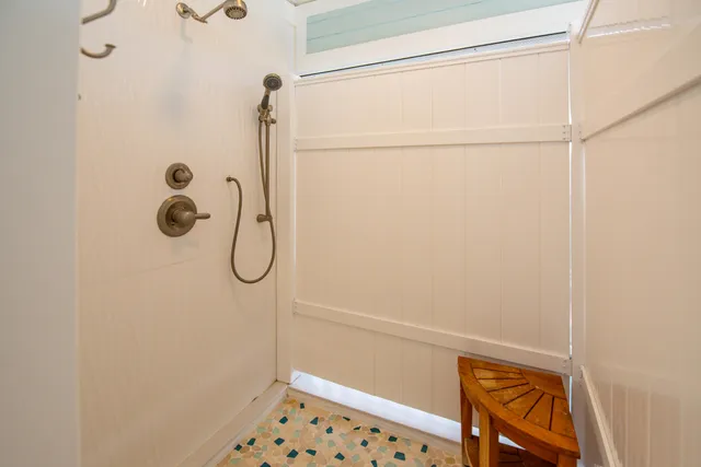 a view of a yard with plants