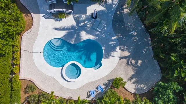 $1,850,000 | 27365 Barbuda Lane, Summerland Key, FL 33042