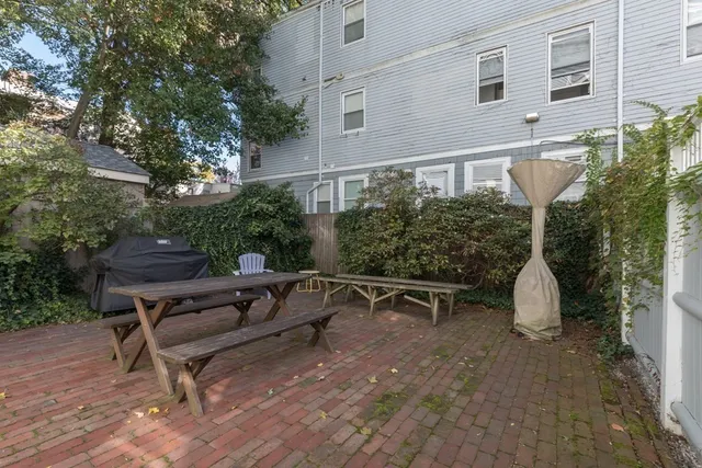 $799,000 | 515 Franklin Street, Unit 4, Cambridge, MA 02139