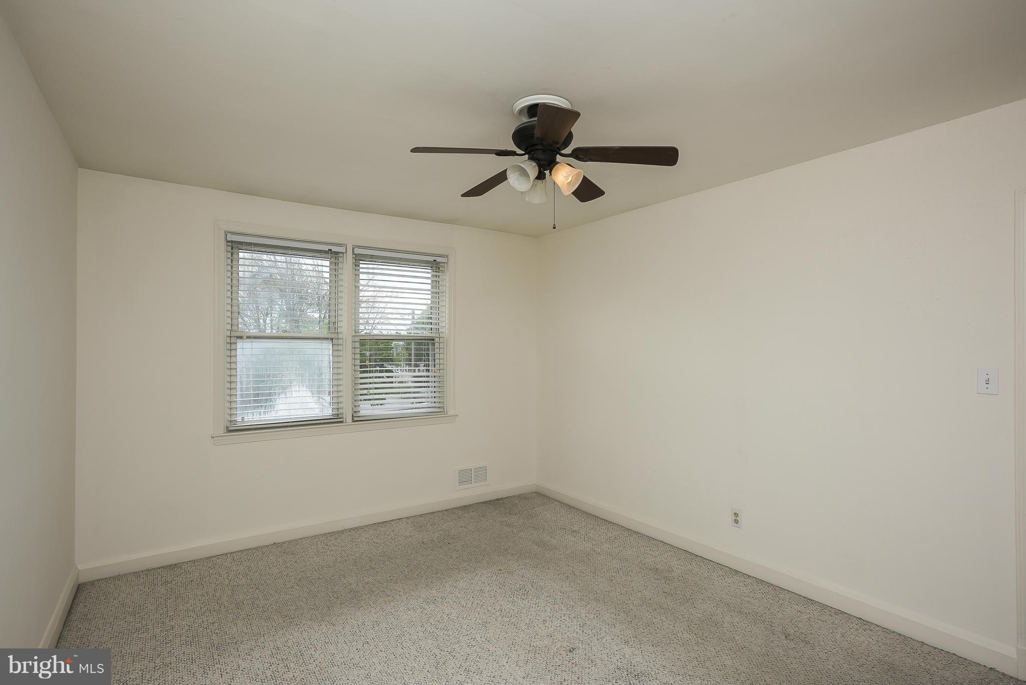 208 Blakeney Road Baltimore, MD 21228 - Photo 13 of 26 Bedroom (Master)