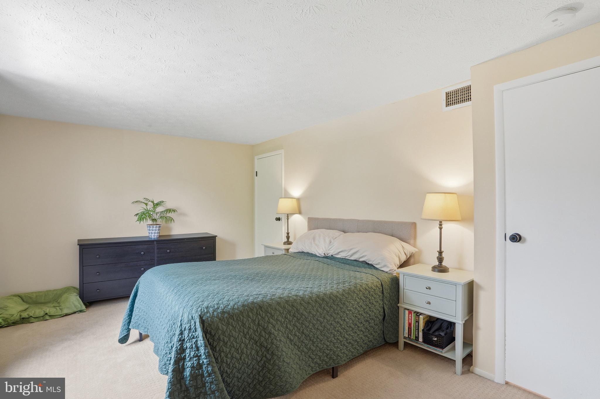 12100 Purple Sage Court Reston, VA 20194 - Photo 17 of 31