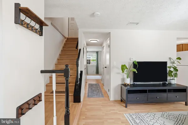 $534,900 | 12100 Purple Sage Court, Reston, VA 20194