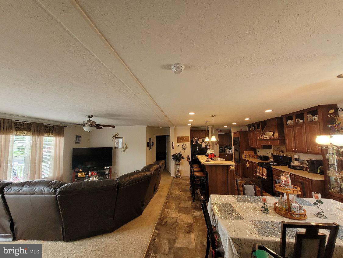 5809 Homestead Street Salisbury, MD 21801 - Photo 5 of 33 Spacious