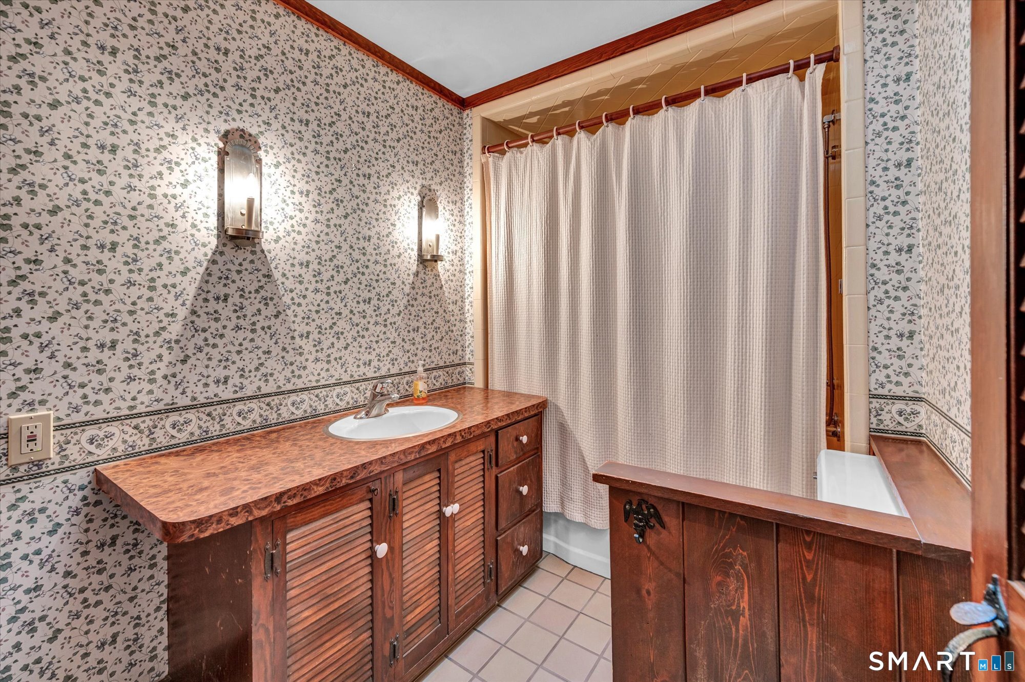 24 Sunrise Ridge Middlefield, CT 06481 - Photo 10 of 39 Gallery Image 10