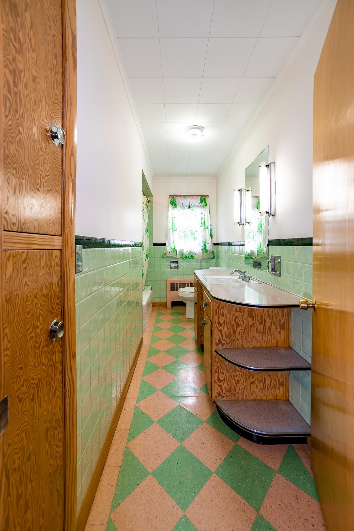 337 Champlain Street Berlin, NH 03570 - Photo 15 of 19