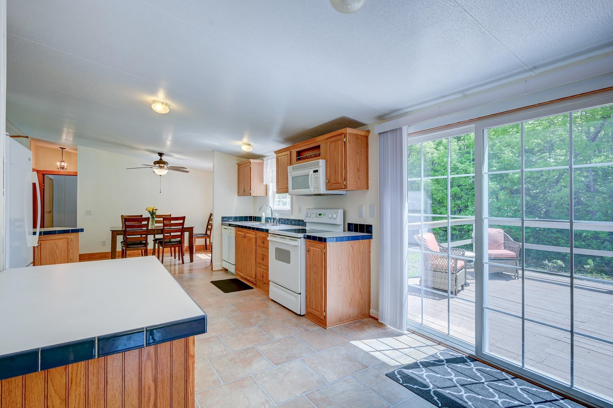 129 Sidetrack Road Conway, NH 03860 - Photo 12 of 40