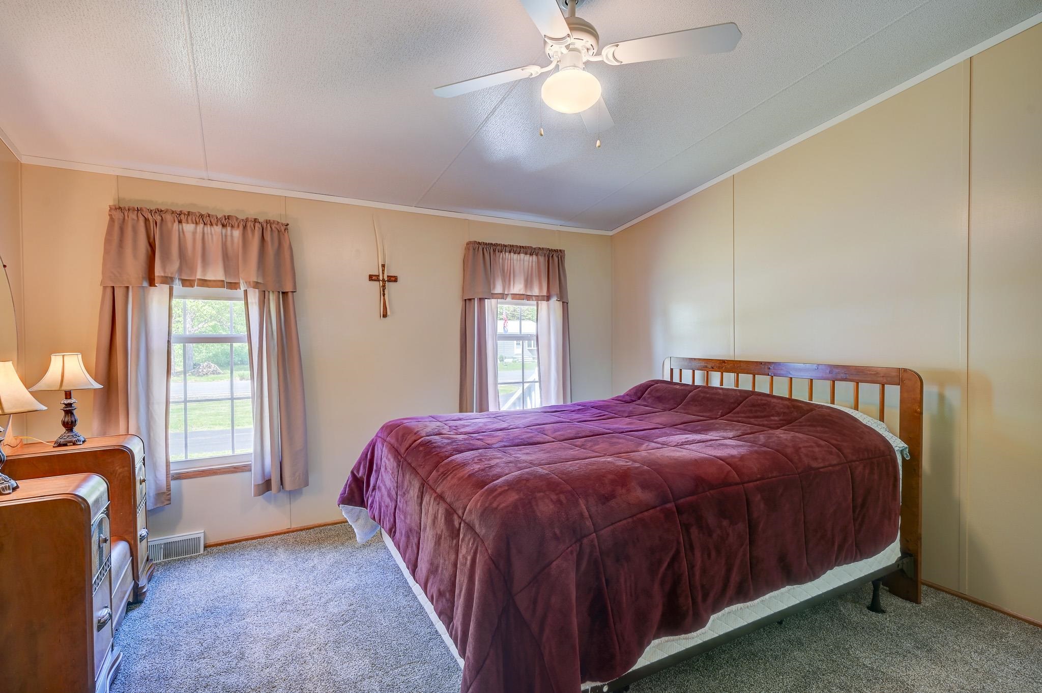 129 Sidetrack Road Conway, NH 03860 - Photo 24 of 40