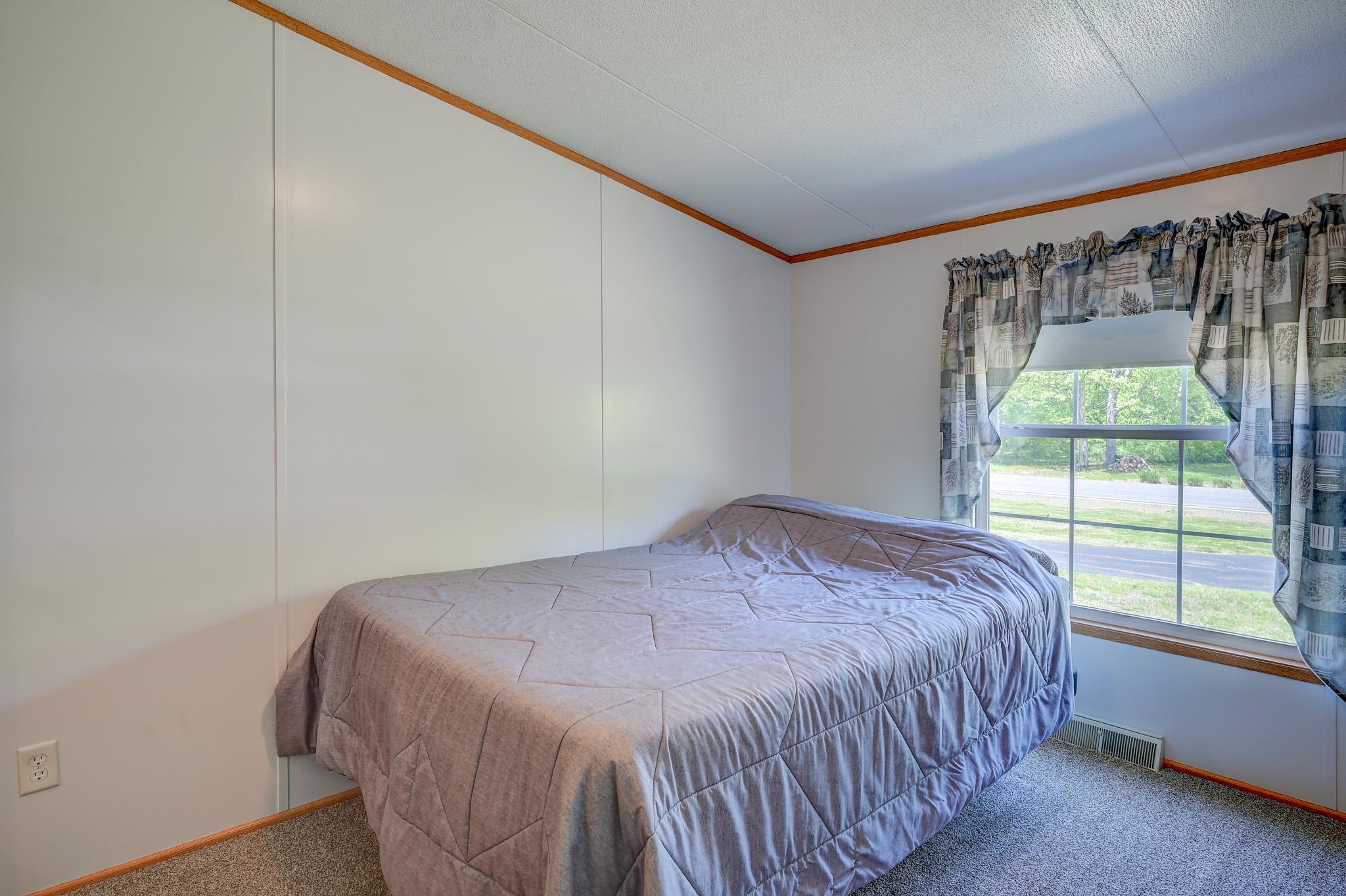 129 Sidetrack Road Conway, NH 03860 - Photo 31 of 40