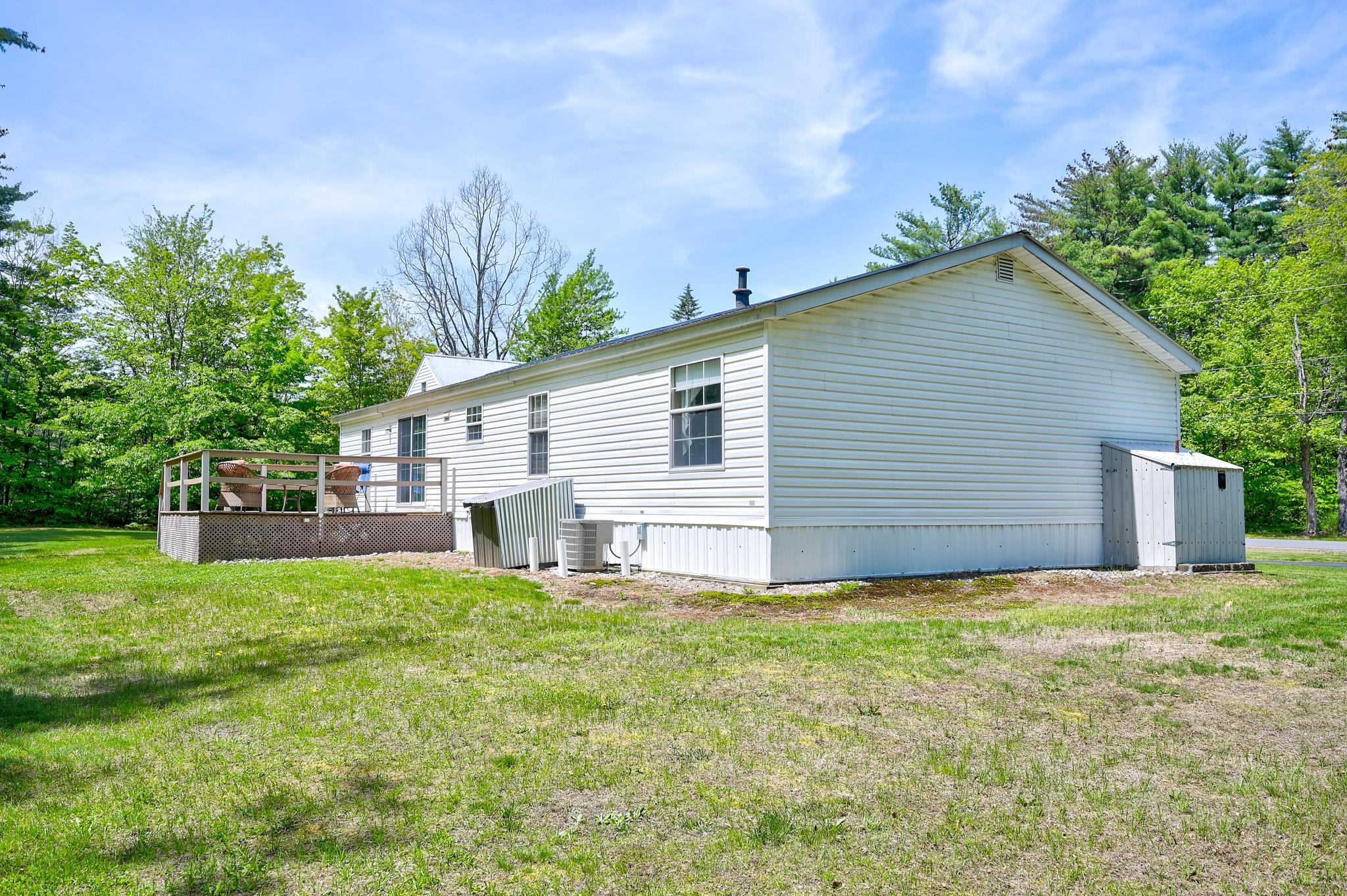 129 Sidetrack Road Conway, NH 03860 - Photo 4 of 40