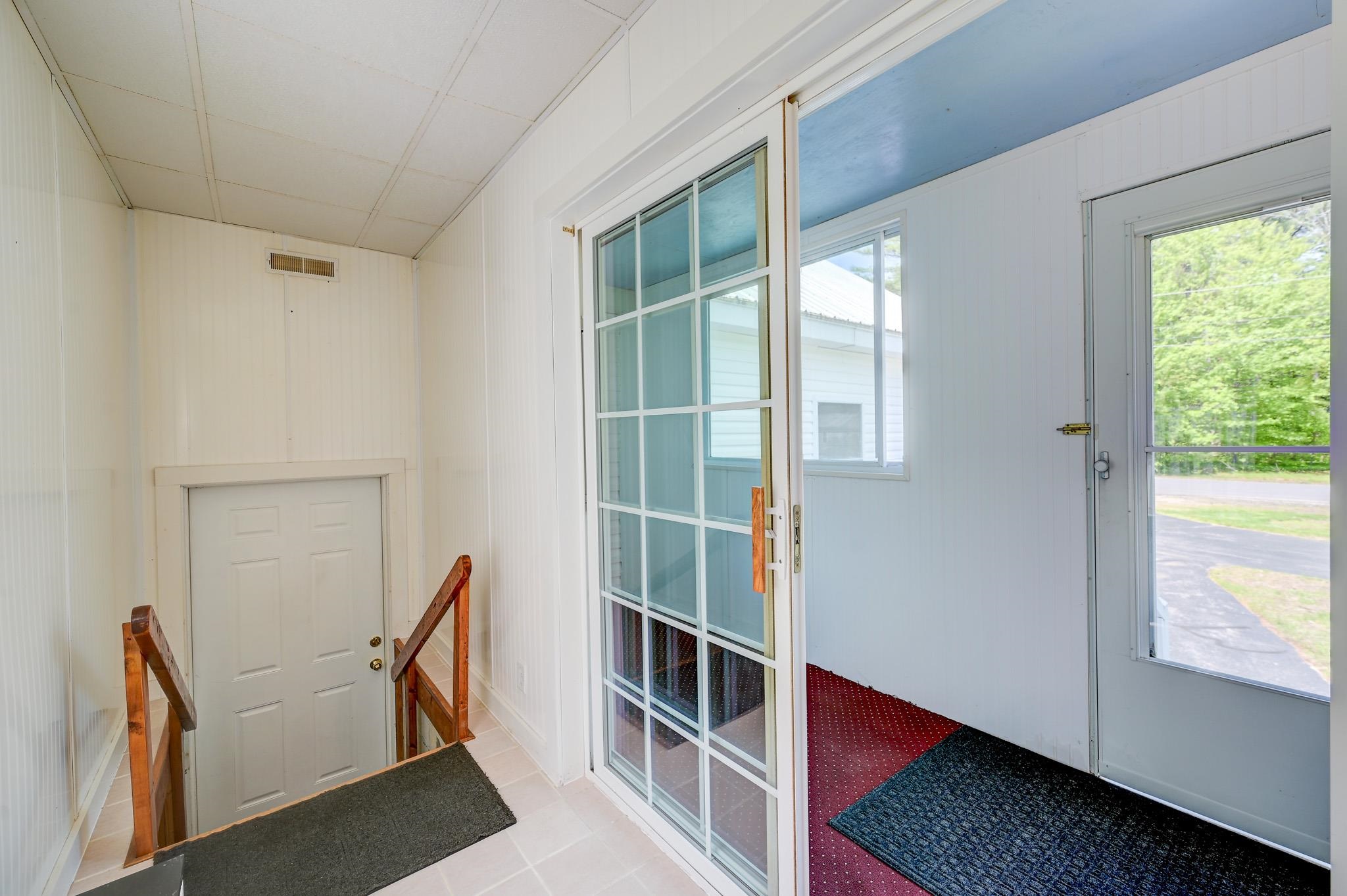 129 Sidetrack Road Conway, NH 03860 - Photo 7 of 40