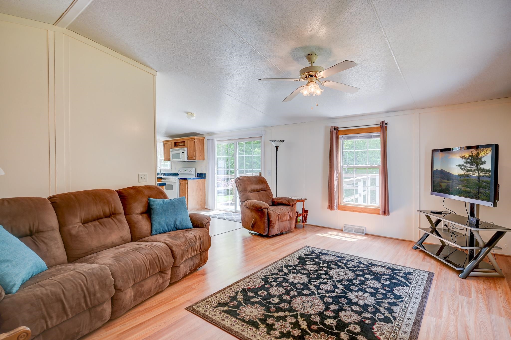 129 Sidetrack Road Conway, NH 03860 - Photo 8 of 40