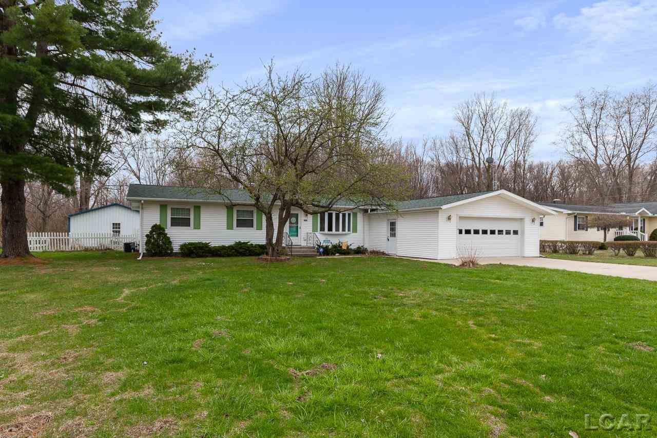 3909 Sharp Road Adrian, MI 49221 - Photo 3 of 31