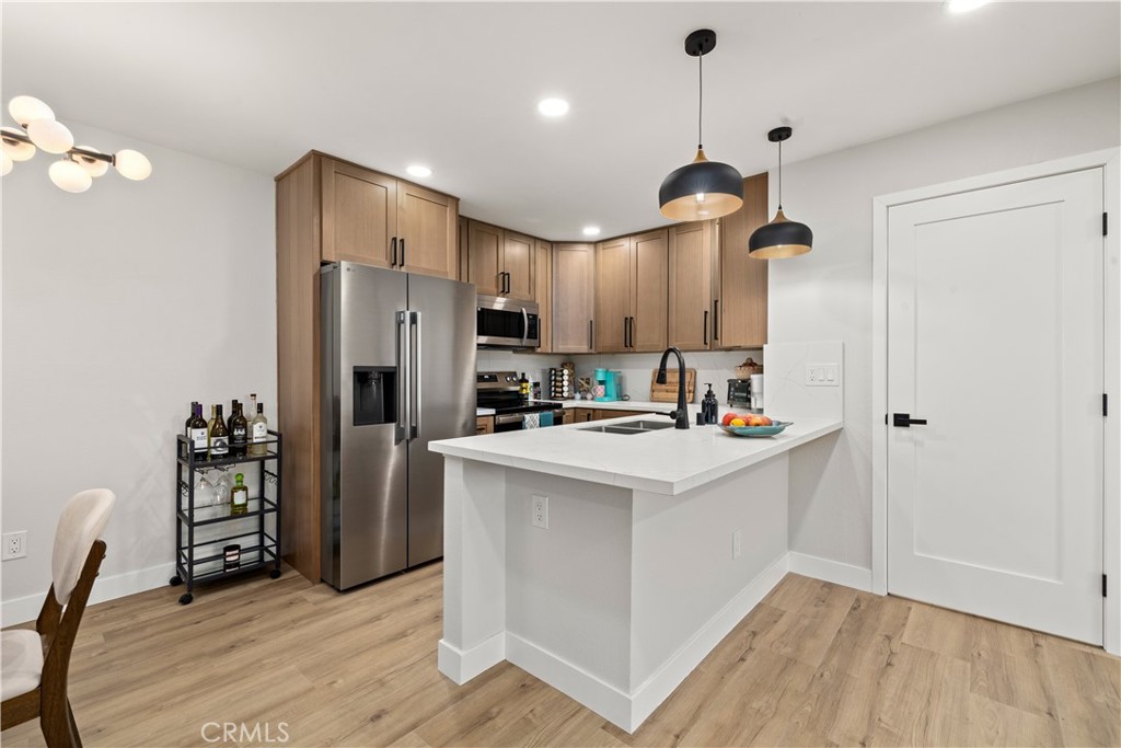 3591 Ruffin Road, Unit 125 San Diego, CA 92123 - Photo 11 of 51 Kitchen