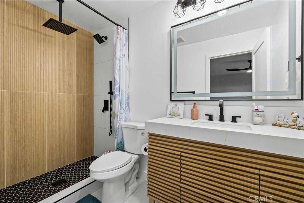 3591 Ruffin Road, Unit 125 San Diego, CA 92123 - Photo 25 of 51 Master Bath