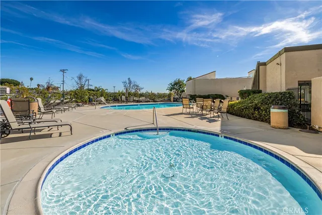 $629,500 | 3591 Ruffin Road, Unit 125, San Diego, CA 92123