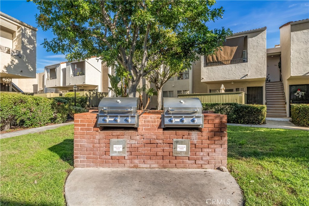 3591 Ruffin Road, Unit 125 San Diego, CA 92123 - Photo 45 of 52 BBQ Area