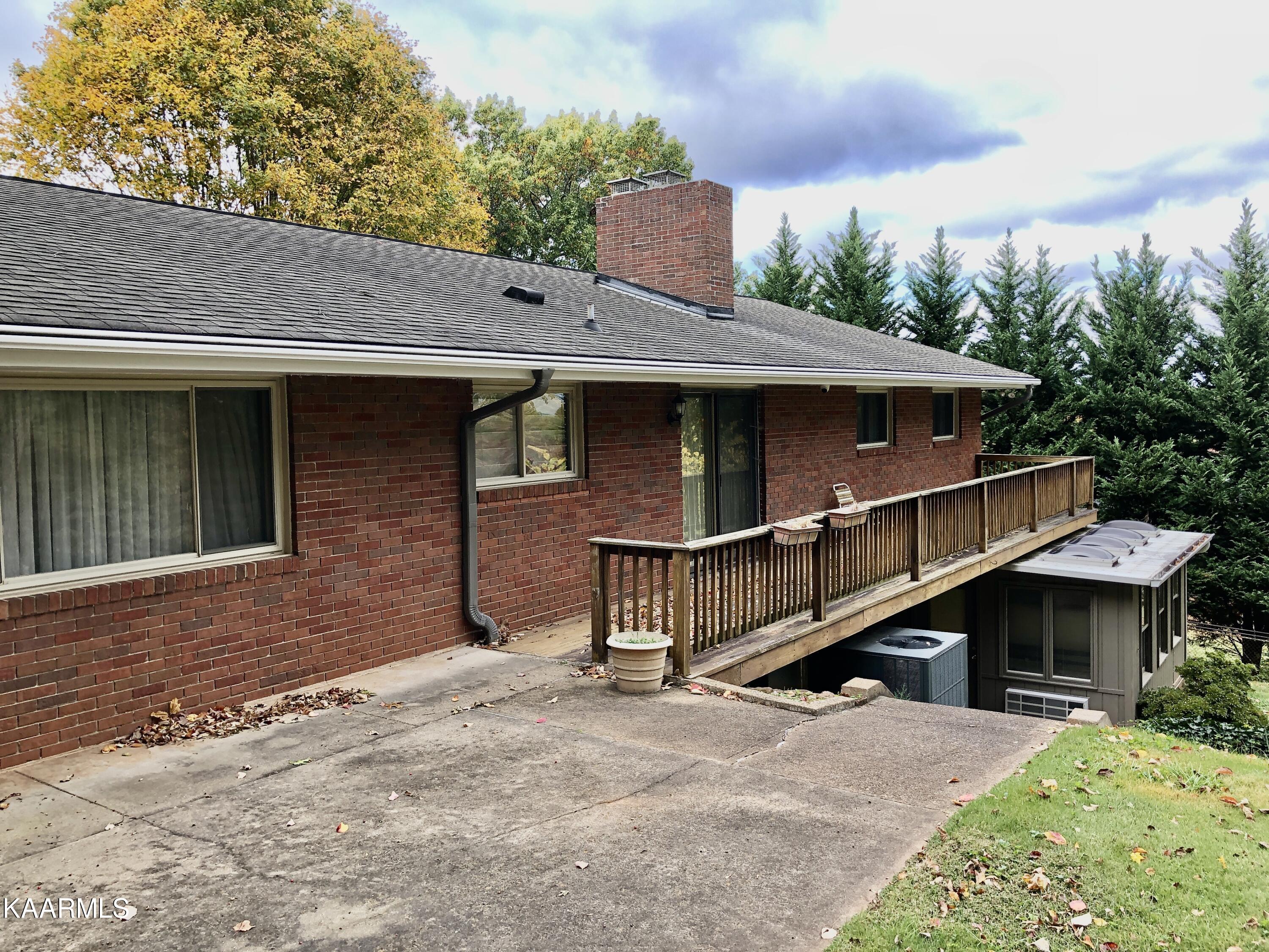 508 Busbee Road Knoxville, TN 37920 - Photo 16 of 55 IMG_9699
