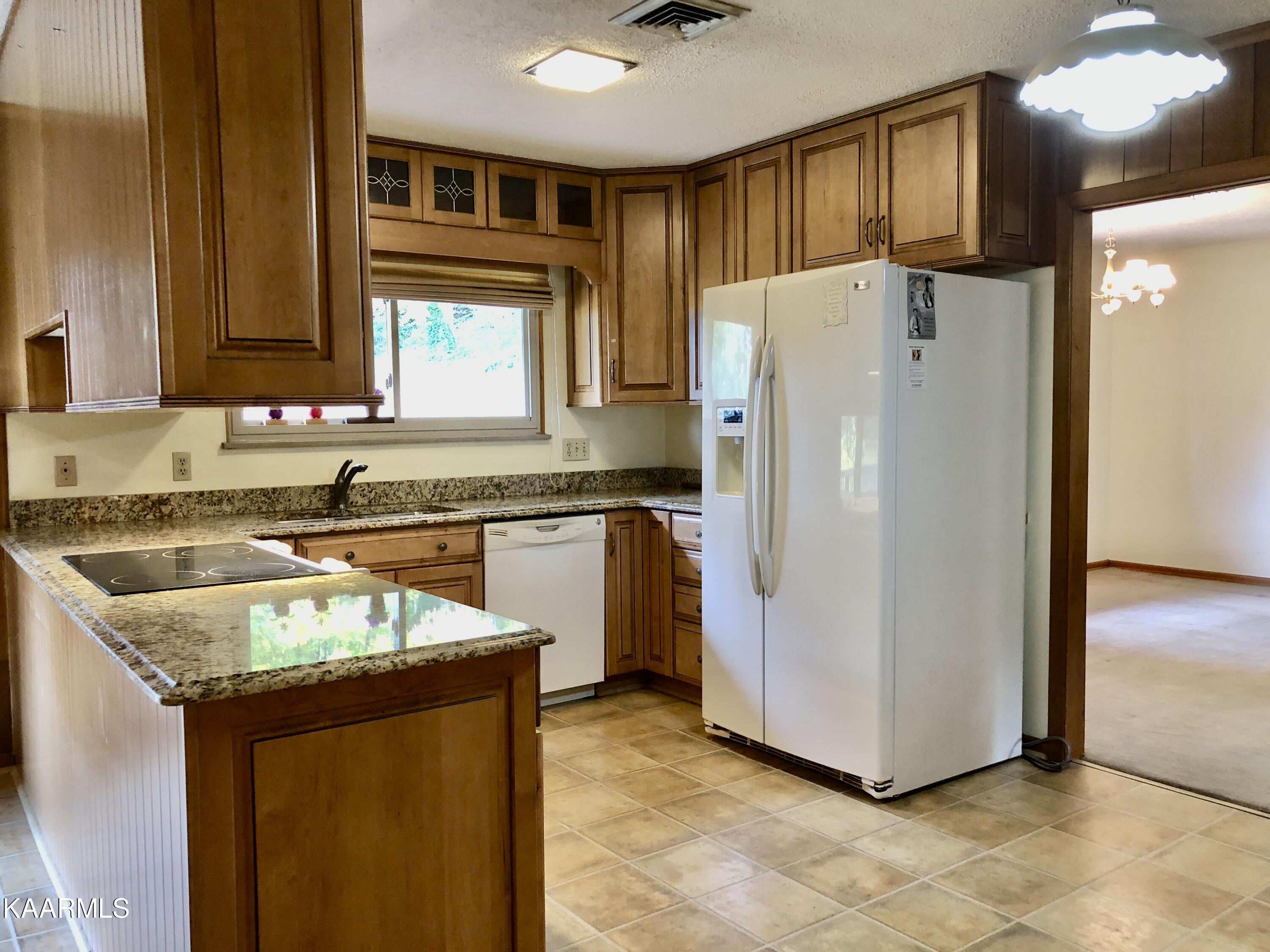 508 Busbee Road Knoxville, TN 37920 - Photo 23 of 55 IMG_9704