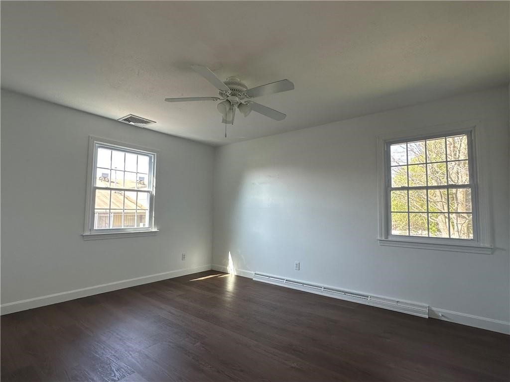 11 Pocono Road Middletown, RI 02842 - Photo 16 of 47