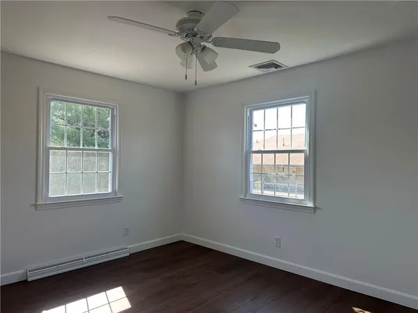 $4,000 | 11 Pocono Road, Middletown, RI 02842