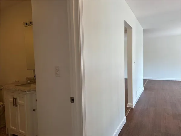 $4,000 | 11 Pocono Road, Middletown, RI 02842