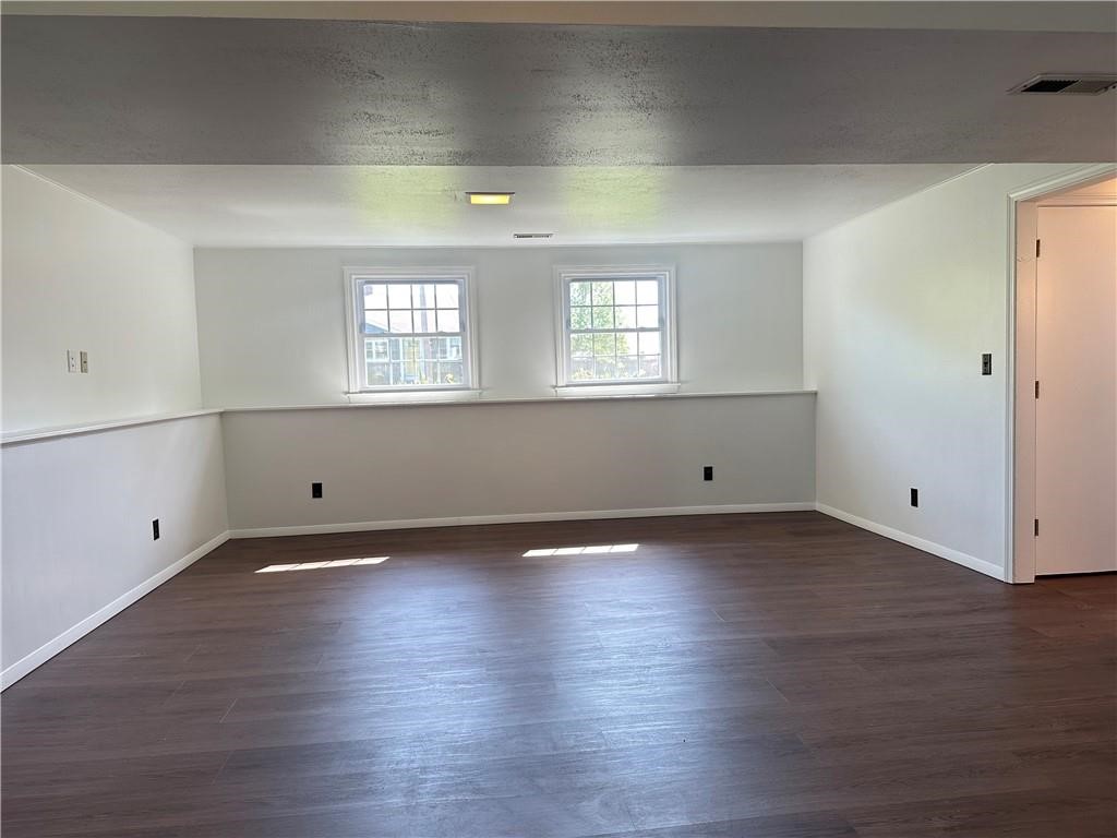 11 Pocono Road Middletown, RI 02842 - Photo 34 of 47