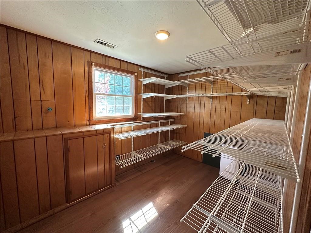 11 Pocono Road Middletown, RI 02842 - Photo 44 of 47