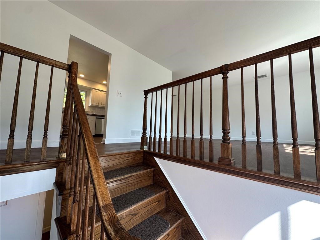 11 Pocono Road Middletown, RI 02842 - Photo 6 of 47