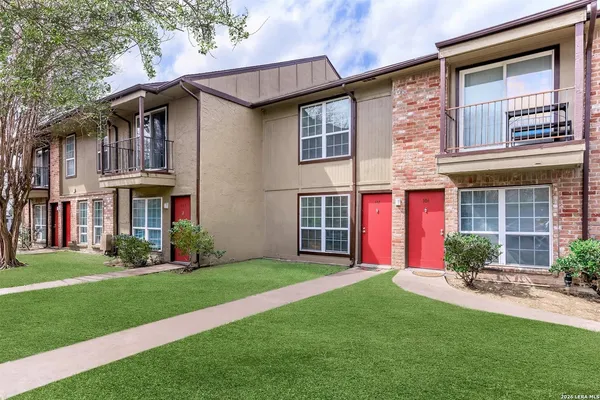 $825 | 10301 Sandpiper, Unit 1002, Houston, TX 77096