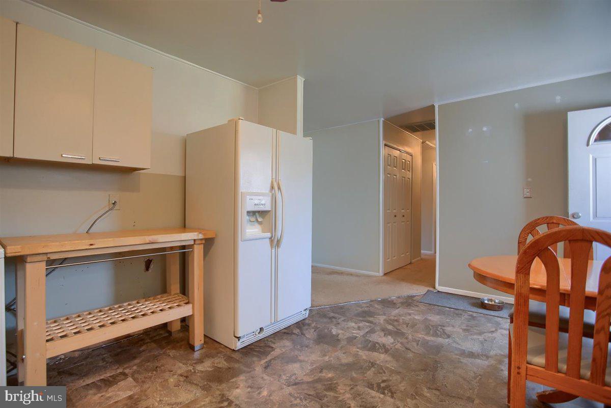59 Incurve Road Levittown, PA 19057 - Photo 19 of 30 Gallery Image 19